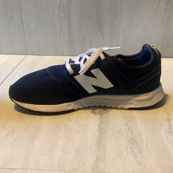 New Balance 247 Navy White Running Athletic Shoes Sneakers Men\'s 8.5D Walking main image 5